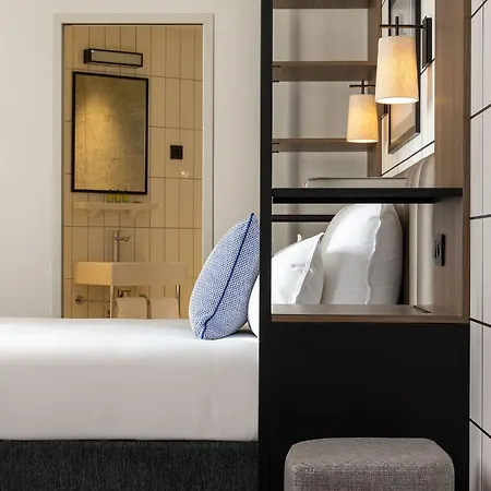 Hotel Moderniste