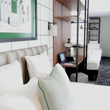 Moderniste Hotel Paris