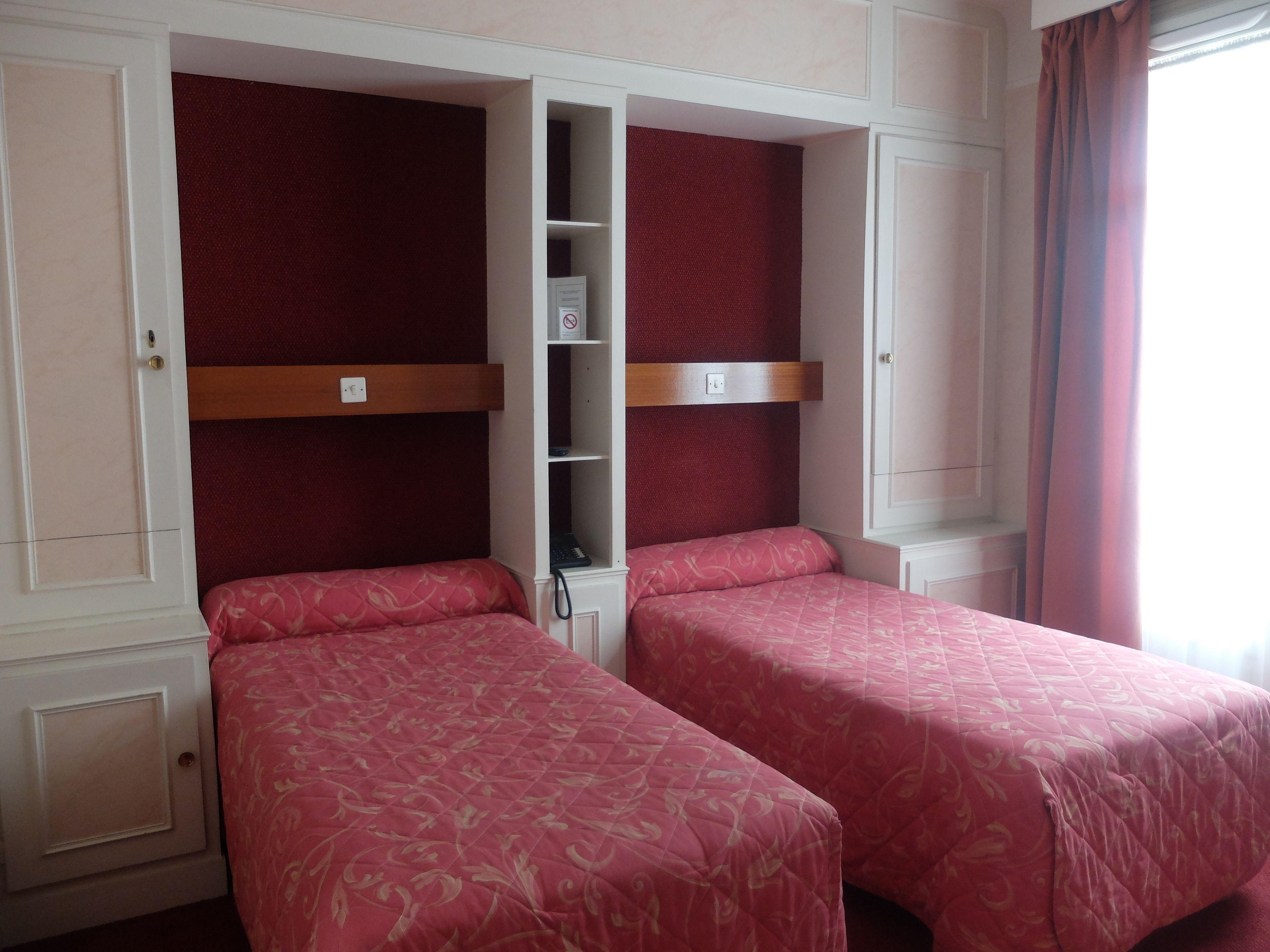 Moderniste Hotel 4*